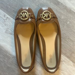 Michael Kors flats